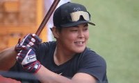  出場機会求めて一度は契約保留、巨人・山瀬慎之助は高齢化進む主戦捕手争いに割って入れるか