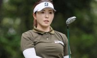 「初めての経験でとても新鮮でした!!」姉妹ゴルファーの意外な“初体験”告白にファン注目　妹は日本女子オープン覇者　「制服姿はレア」