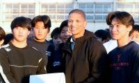 南ア代表マニー・リボックが招待カード授与　花園近鉄ライナーズ今季リーグ戦ホーム全試合で東大阪市の小中学生無料