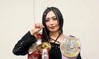 【プロレス大賞】史上初！女子のスターダム上谷沙弥がMVP「伝えたいのは両親と中野たむ」