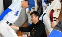 阪神トレーナーも参加　ひじのけが発見・予防へ兵庫県高野連が検診