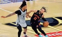 第4Qに逆転したニックスがスパーズとの激闘を制す…NBAカップ3代目王者に輝く