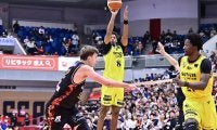 第4Qで30－16と大阪を圧倒、仙台が連勝数を「4」に…カルバーが連続ダンクで存在感発揮
