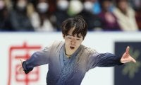 【フィギュア】SP首位の鍵山優真が大会初父子２連覇　SP５位の佐藤駿２位で五輪確実／上位成績