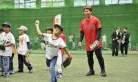 吉田正尚が野球教室「どうやったら大谷選手のように稼げますか？」とまさかの質問への答えは？