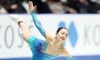 １７歳・島田麻央　圧巻の演技で２位　今季限りで引退する坂本は「常に追いかける存在だった」　目指す30年の五輪