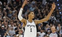 NBA史上3人目…ビクター・ウェンバンヤマがシーズン100試合連続で1ブロック以上を記録