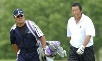 ジャンボ尾崎専属の佐野木キャディーが追悼　最後に会ったのは１０日、交わした約束「一生懸命、右手を出してくれてがっちり握手したよ。涙が出たなあ」「ジャンボ機が立派に飛び立っていったね」
