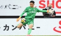 MVPは｢日本代表・楢崎｣以来15年ぶり2人目のGK！｢鹿島の守護神、スーパーセーブの数々｣を振り返る【Jリーグ2025は｢GK固定率｣がカギ】(1)