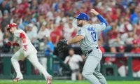 ドジャース内野陣の頭脳プレー、元メジャーリーガーが絶賛「年に１回あるかないか」