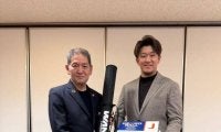 岩貞　地元・熊本に４０万円相当の野球用品寄贈