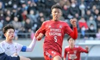 【高校サッカー】既に水面下でＪクラブ争奪戦…流通経大柏の２年生ＤＦ躍動「ヘディングは負けない自信ある」