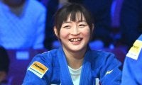 角田夏実、仲良し金メダリストと２Ｓ投稿「26年も懲りずに楽しもうね　年明けはサウナいこーね」