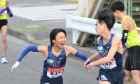 “鉄紺”が正念場　東洋大１５位で２１年連続シード権ピンチ　１０位と２分４５秒差　酒井監督「最低限狙いたい」