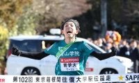 黒田朝日は右脚に「★７」　青学大、亡きチームメートに捧げた大逆転劇　１区１６位の苦境からも諦めず　原監督「チーム青山、一致団結した取り組みだった」