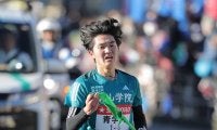 【箱根駅伝】青学大がトップ通過　２位早大と１分以上差を広げタスキリレー