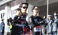 創価大・小池莉希が圧巻区間賞　区間記録にあと１秒「詰め甘いっす！」激走後も元気な姿にチーム関係者苦笑い「こいつ全然疲れてねぇ」　「目立ちたい性格」左・赤、右・青の“創価大カラー”シューズで堂々快走