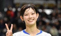衝撃の透明感「こんな綺麗で美女だったとは」バドミントン界期待の２０歳ニューヒロイン、可憐な晴れ着姿に反響「モデルより美しい」「やべぇ」「一目ぼれしてしまう」