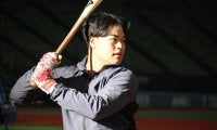 【西武】気温１度の本拠地で是沢涼輔が一番乗り始動　育成４年目の肝は「今年、うま年なんで…」