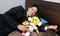 【阪神】今年もぬいぐるみ持参で入寮トレンド続く「一緒に寝ようかな」ドラ４早瀬朔はトラッキー
