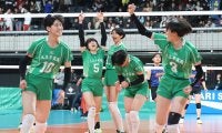 春高バレー　八王子実践が43年ぶり日本一へ冷や汗発進　第2セットを失うも「切り替えて」