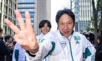 圧倒的新記録で箱根駅伝優勝の青学大・原監督「来年、さらに４５秒短縮」１０度目Ｖに意欲