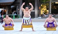 横綱・大の里が“天下統一”へ明治神宮土俵入り　徳川家康モチーフの化粧まわしを初披露「初場所へ頑張りたい」