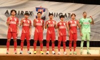【新潟】高卒ルーキーDF松岡敏也「早くＪで活躍して５大リーグでプレー」新体制会見で目標