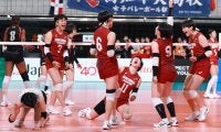 春高バレー　細田学園、高知中央に競り勝って３回戦進出　1年生コンビの中島＆松本が得点を量産