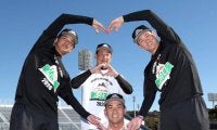阪神岩崎中心の「ＴＥＡＭ　ＺＡＫＩ」が自主トレ公開　リーダーは「今度こそ連覇」