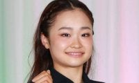 「あら、豪華」「麻央ちゃんもメダリスト見てる？！」　１７歳女子フィギュア選手が声優との２ショ投稿しニッコリ「元気をもらっています！」