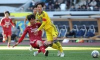 「またも鹿島が柏に…」高校サッカー準決・鹿島学園が流通経大柏撃破　Ｊ１のＶ争いと同じ茨城ＶＳ千葉決戦に反響　ユニ配色はＪと真逆で混乱も「間違えそう」「惑わされる」