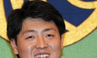 岡本和真「言ったことも忘れていると思う」ブルージェイズのロゴを「かわいい」と選んだ愛娘に