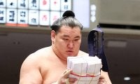 横綱豊昇龍、新年最初の結びの一番で白星「何も考えずに集中」若元春には昨年九州場所に金星献上