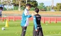 Ｊ２札幌が沖縄・金武町でキャンプを開始…意欲的な選手の姿に川井健太新監督「良いスタートは切れた」