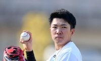 阪神　侍ジャパン入りの石井が自主トレ公開「気持ち的には焦らず焦る」ＷＢＣでの世界一と阪神での連覇＆日本一を狙う