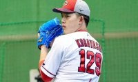 22歳で2年連続の戦力外　トライアウトから3か月…元広島右腕が手にした“6文字”