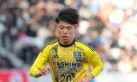 【高校サッカー】準優勝の鹿島学園、変幻自在のドリブラー三浦春人は敗戦に悔しさ「明日も練習します」今大会の優秀選手に選出
