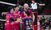 SVリーグ男子　東京GB、日鉄堺BZが接戦を制して連勝