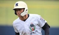 佐野日大の主将・中村はシャープなスイングが特徴、チームリーダーとして不可欠な存在【高校野球界の逸材】
