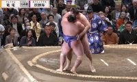 「そこから勝つのかよ…」土俵際で発生確率0.2％の“珍手”炸裂 驚異の逆転劇に驚きと喝采「綺麗に決まった」