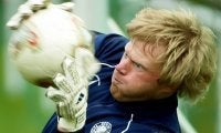 【欧州サッカー】GKオリバー・カーンの「飛び込む勇気」は持って生まれた才能　恐怖心を克服する方法は？
