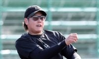 阪神・梅野が沖縄での自主トレ公開　「例年より早くグラウンドでやるべきことをできている」