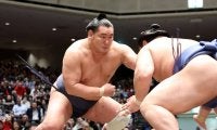 横綱豊昇龍は完勝　大関琴桜は敗れて２敗目　全勝は平幕の欧勝馬と阿炎の２人だけに