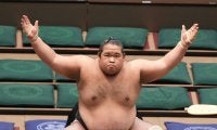生田目、４連勝で二子山部屋勝ち越し１号も「忘れていた」手術の左膝は「違和感ない」