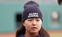 米女子から指名の島野愛友利がDeNA山崎康晃自主トレに参加「選手としての在り方ですごく尊敬」