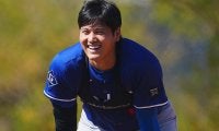 大谷翔平、ド軍で“一番乗り”？　380億円男を超速お出迎え…会見後に生まれた豪華共演
