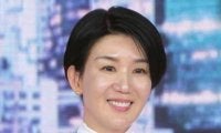 栗原恵（41）、“真っ白”シースルーコーデに反響 ファン興味津々「栗原さんだ」