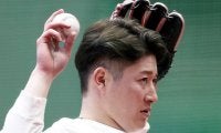 【オリックス】吉田輝星さっぱりヘアスタイルで大阪初練習　復帰待つファンに「活躍して恩返し」