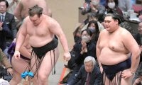 安青錦が大の里に敗れ３敗に後退　熱海富士と並ぶ　４敗の大の里、霧島、阿炎、欧勝海にも優勝の可能性が残る